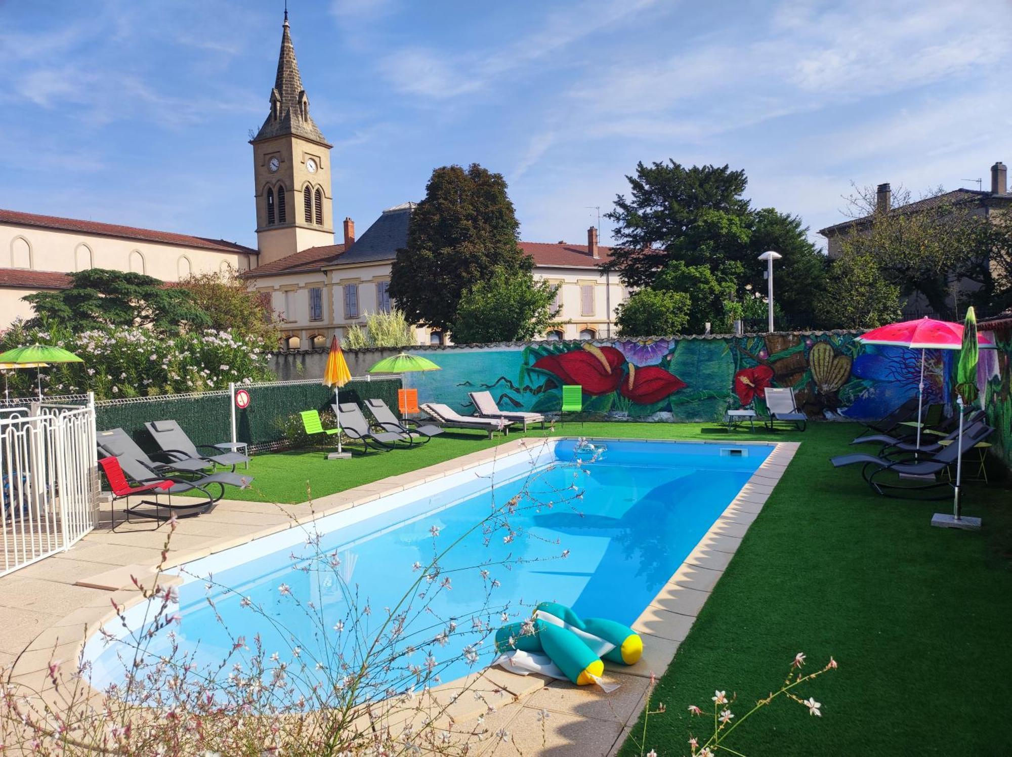 Hotel MOODz Pont-Eveque Zewnętrze zdjęcie