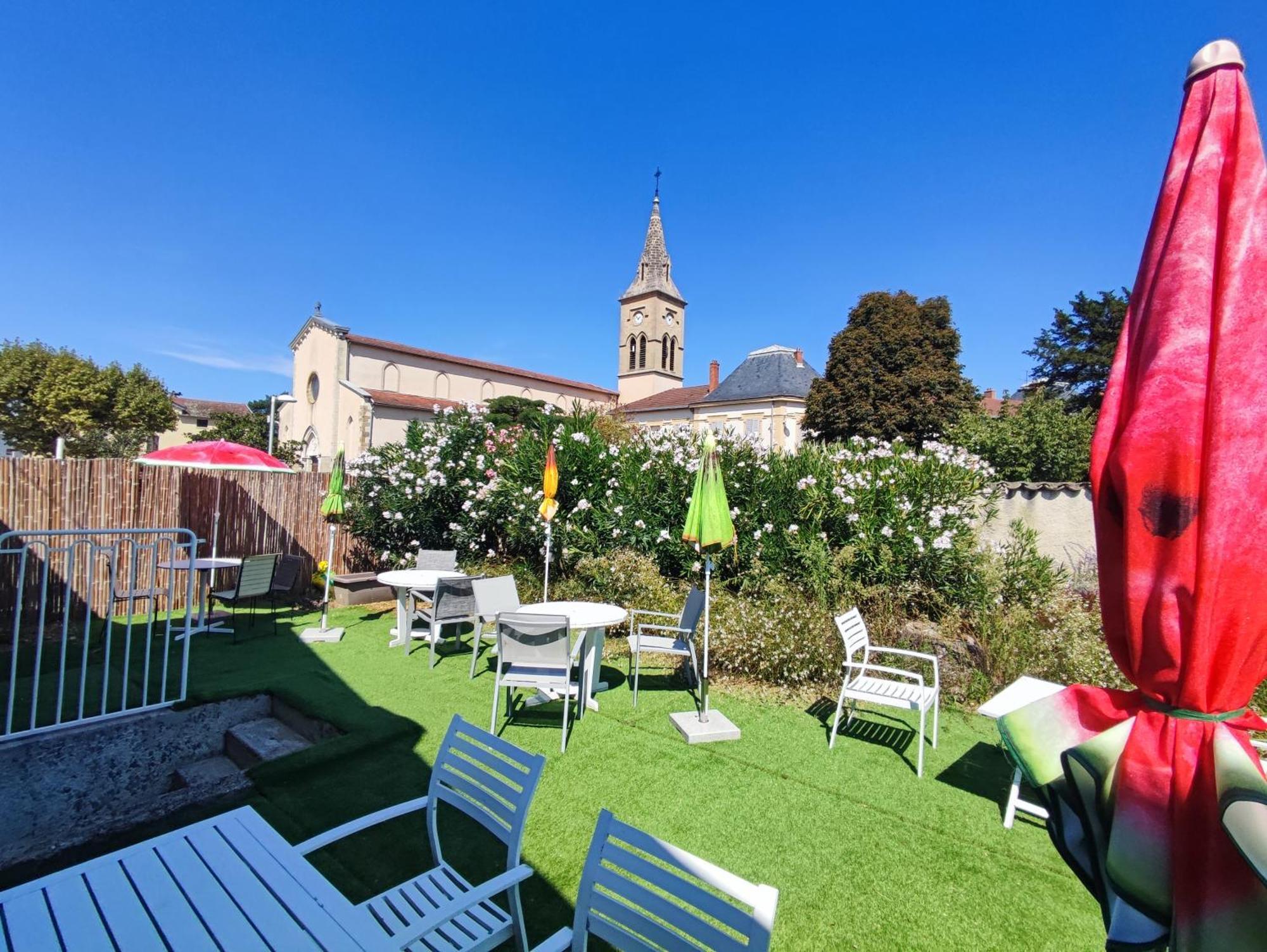 Hotel MOODz Pont-Eveque Zewnętrze zdjęcie