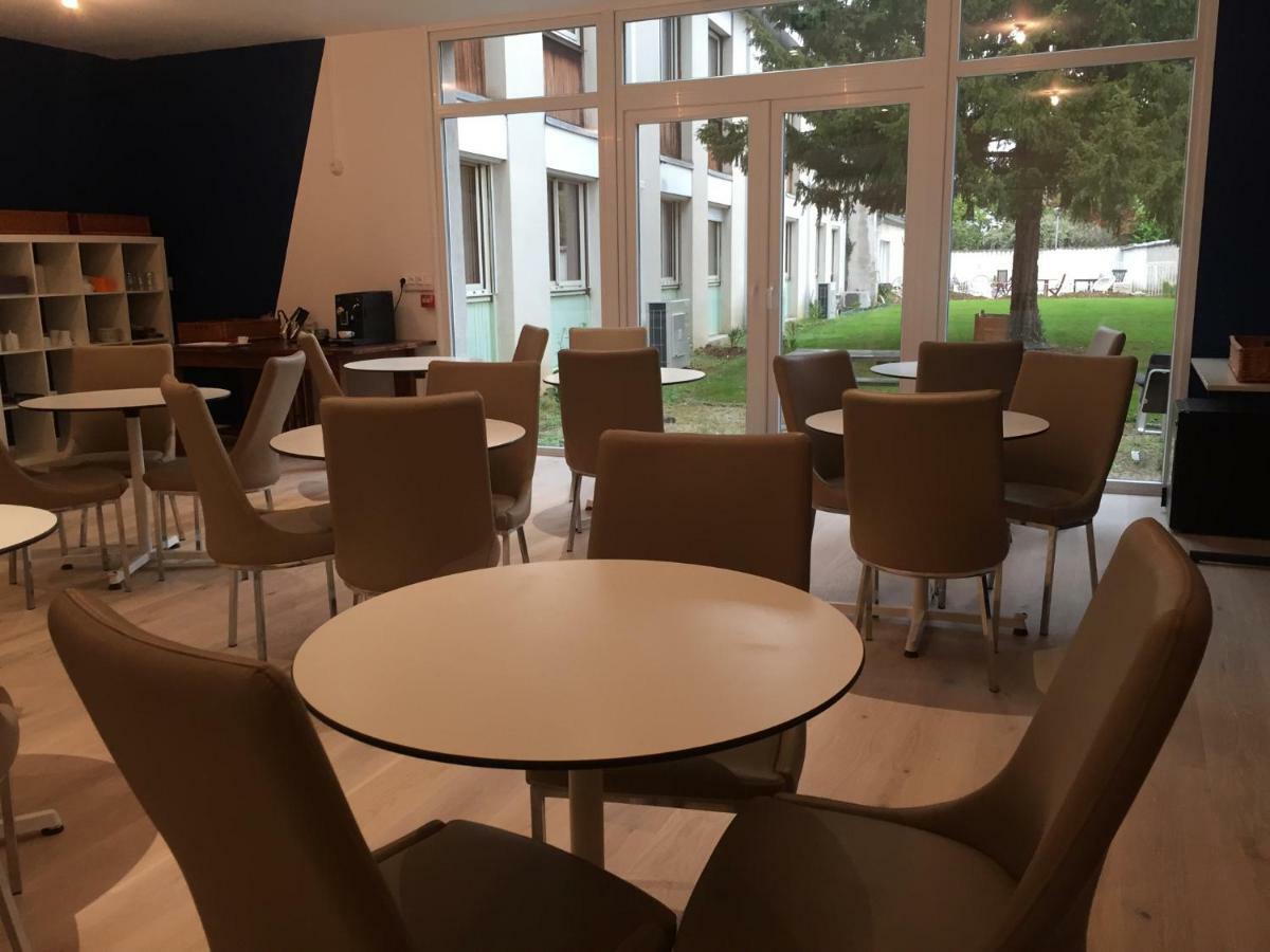 Hotel MOODz Pont-Eveque Zewnętrze zdjęcie
