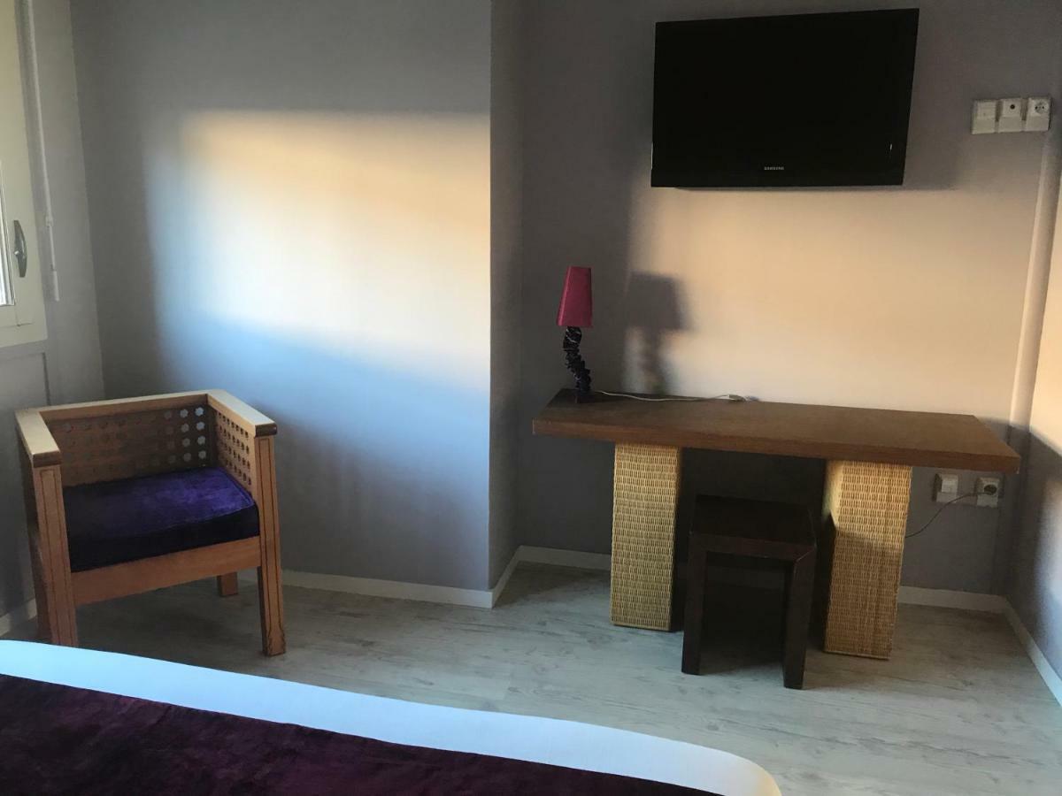 Hotel MOODz Pont-Eveque Zewnętrze zdjęcie