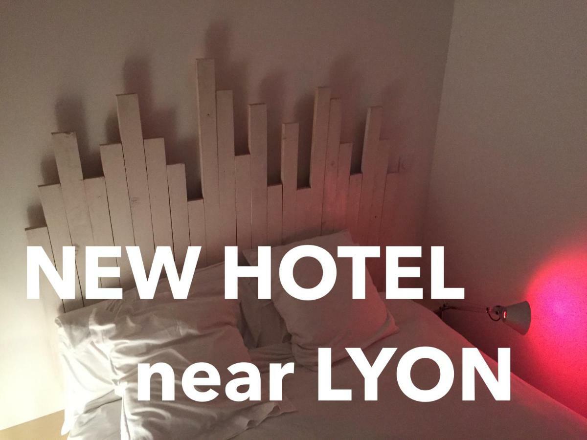 Hotel MOODz Pont-Eveque Zewnętrze zdjęcie